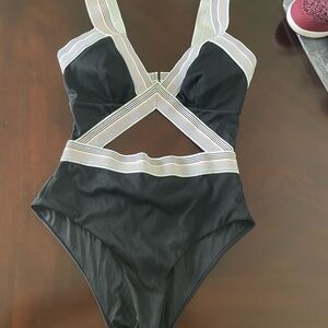 Dolce vita Black and White Striped Swimsuit
